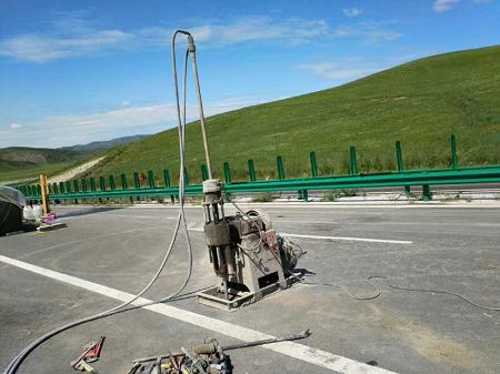 玉屏公路地基基础注浆加固